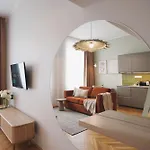 Luxemi I Center Premium Apartment Prag