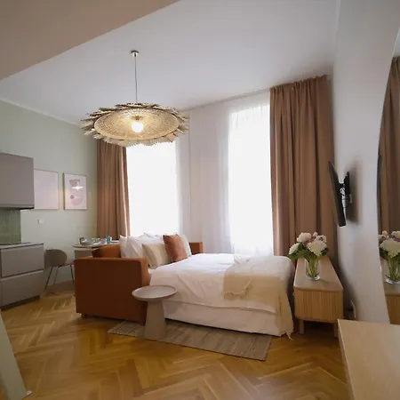 Luxemi I Center Premium Prag