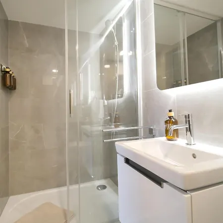 Luxemi I Center Premium